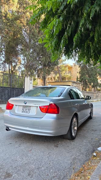 بي ام دبليو 320i 2011 - صورة 3
