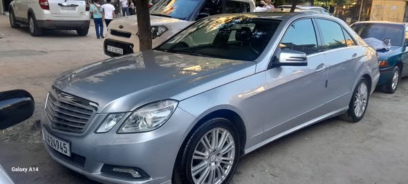 مرسيدس E300 2011 - صورة 2