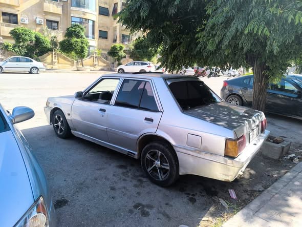 ميتسوبيشي لانسر 1983 - صورة 3