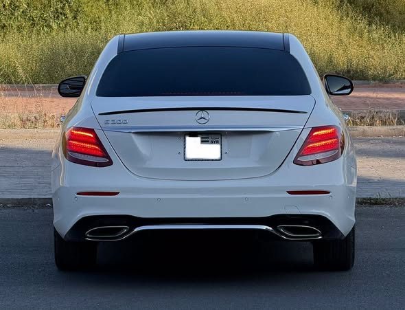 مرسيدس E300 2018 - صورة 2