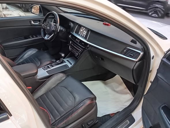 كيا اوبتيما 2020 - صورة 4