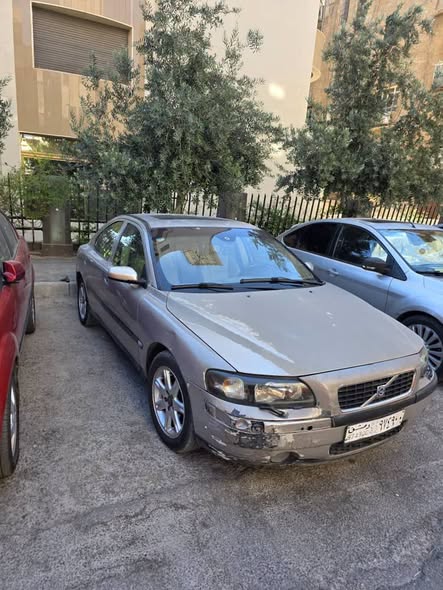 فولفو S60 2005 - صورة 2
