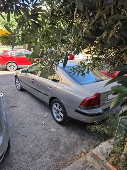 فولفو S60 2005 - صورة 4
