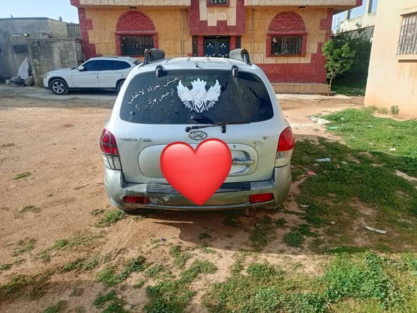هيونداي سنتافيه 2005 - صورة 4