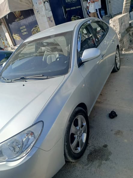 هيونداي افانتي 2009 - صورة 4