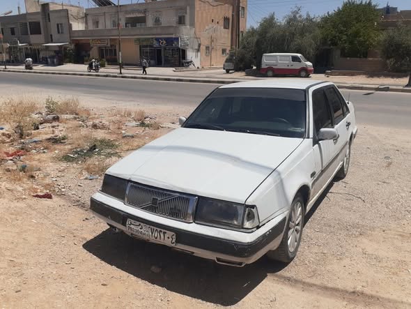 فولفو 460 1993 - صورة 3