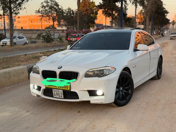 بي إم دبليو 530i 2013 - صورة 4