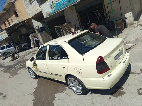 هيونداي فيرنا 2009 - صورة 2