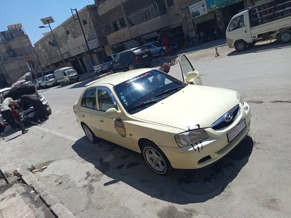 هيونداي فيرنا 2009 - صورة 4