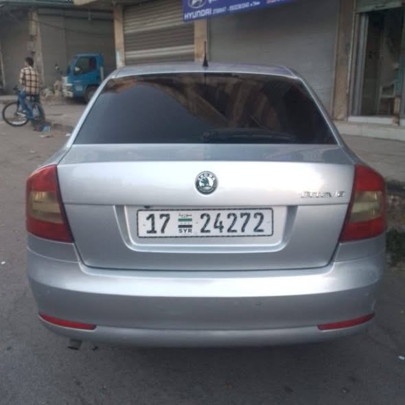 سكودا اوكتافيا 2011 - صورة 2