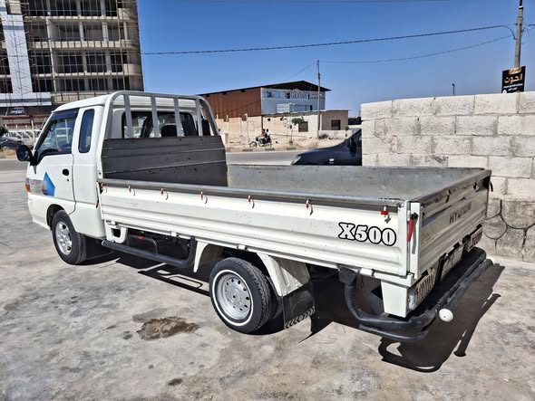 هونداي X500 2001 - صورة 4