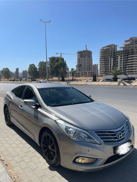 هونداي أزيرا 2012 - صورة 2