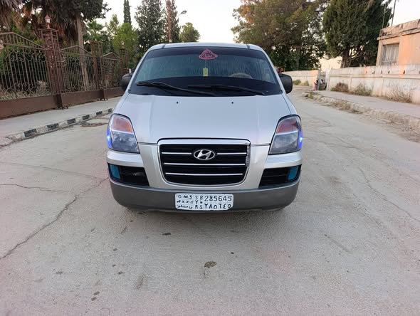هيونداي اتش 1 2004 - صورة 1