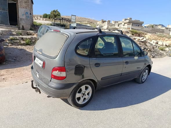 رينو ميكان 2001 - صورة 3