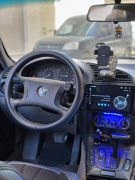 بي ام 318 1993 - صورة 3