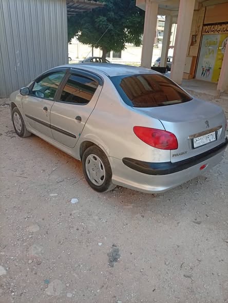 بيجو 206 2006 - صورة 2