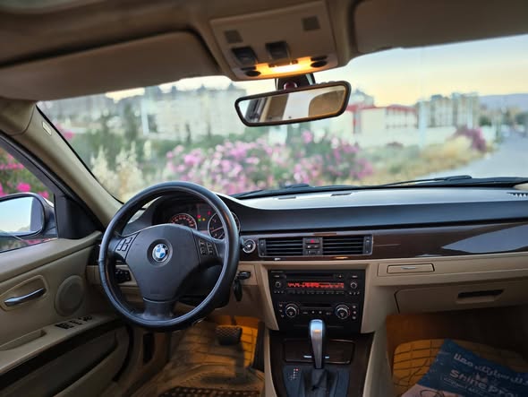 بي ام 323 2011 - صورة 5