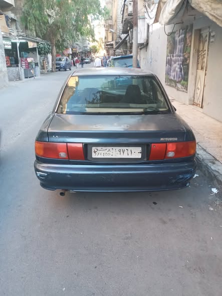 ميتسوبيشي لانسر 1993 - صورة 2