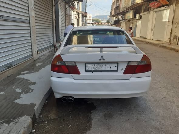 مستبيشي لانسر 2000 - صورة 4
