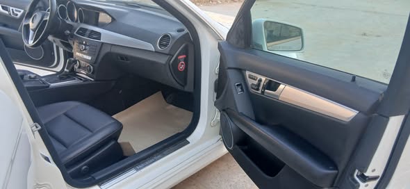مارسيدس C220 2014 - صورة 3