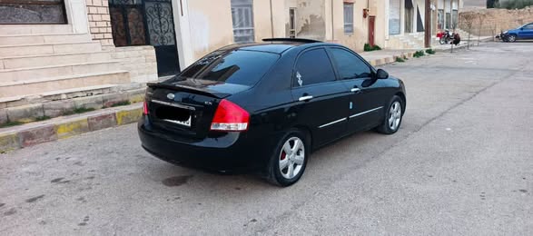 كيا سيراتو 2009 - صورة 2
