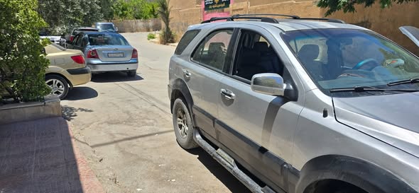 كيا سيرنتو 2006 - صورة 4