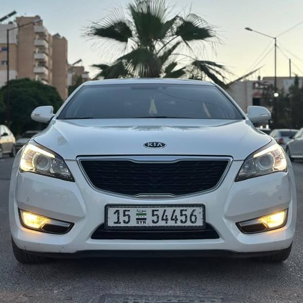 كيا K7 2012 - صورة 1