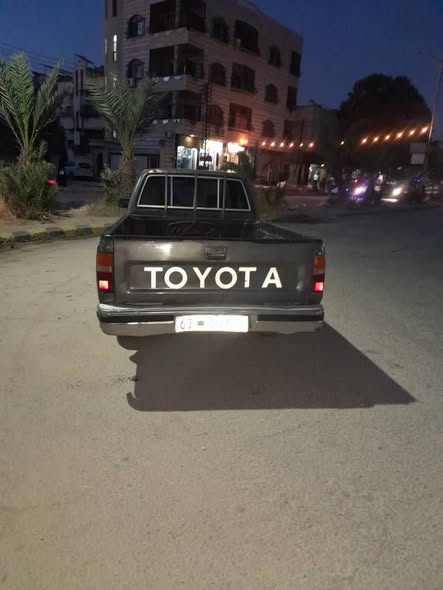 تويوتا بيك أب 1994 - صورة 3