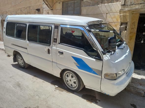 هيونداي H-1 1996 - صورة 2