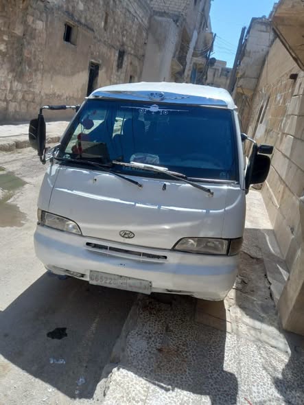 هيونداي H-1 1996 - صورة 4