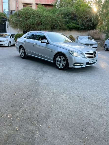 مرسيدس E 220 2011 - صورة 4