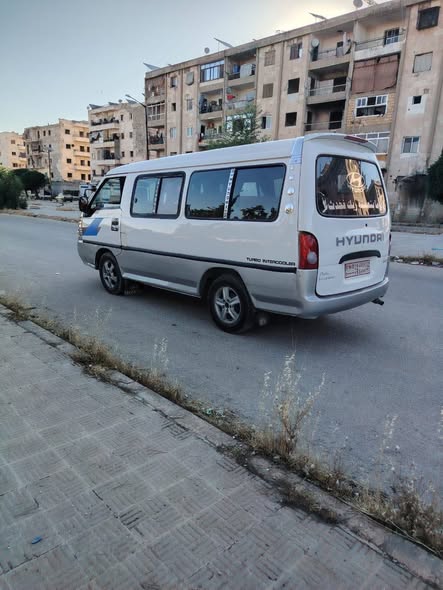 هونداي H100 2000 - صورة 3