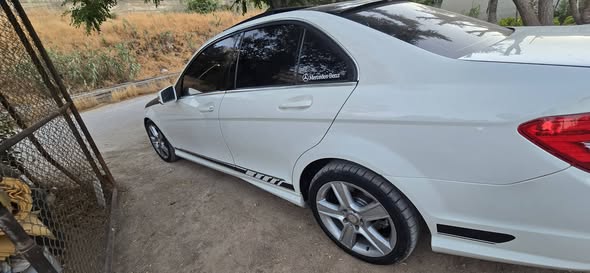 مرسيدس c300 2011 - صورة 2