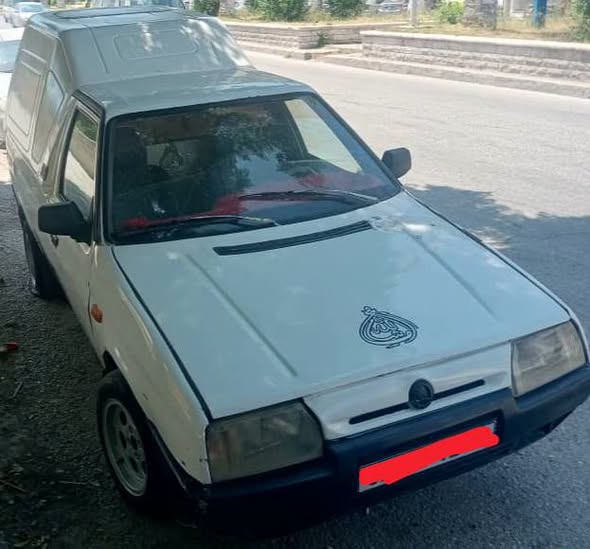 سكودا كرت 1994 - صورة 1