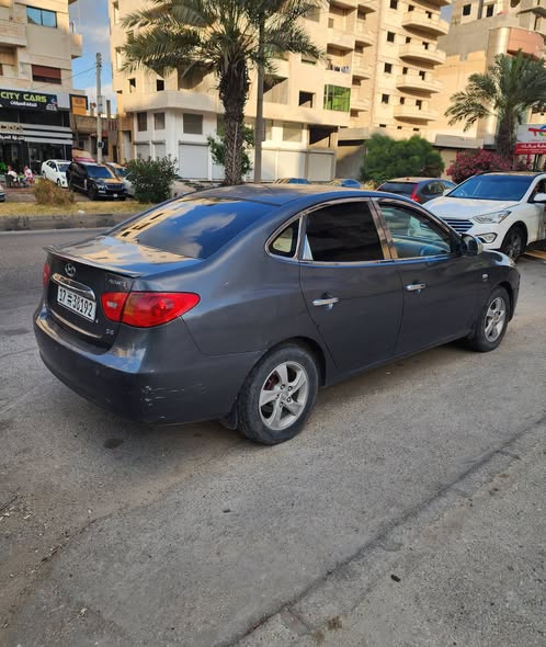 هيونداي افانتي 2007 - صورة 5