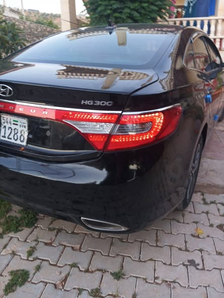 هيونداي أزيرا 2013 - صورة 3
