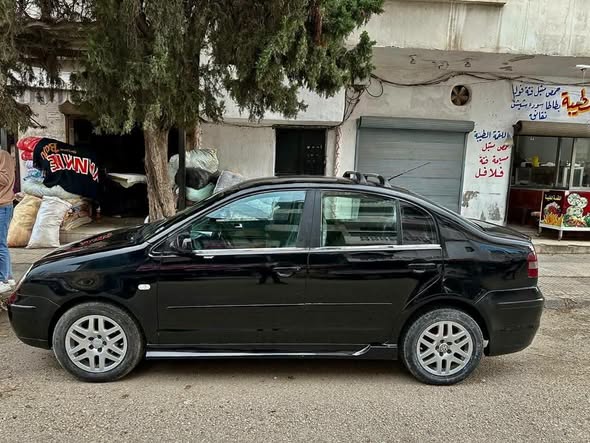 فولكس فاغن بولو 2008 - صورة 2