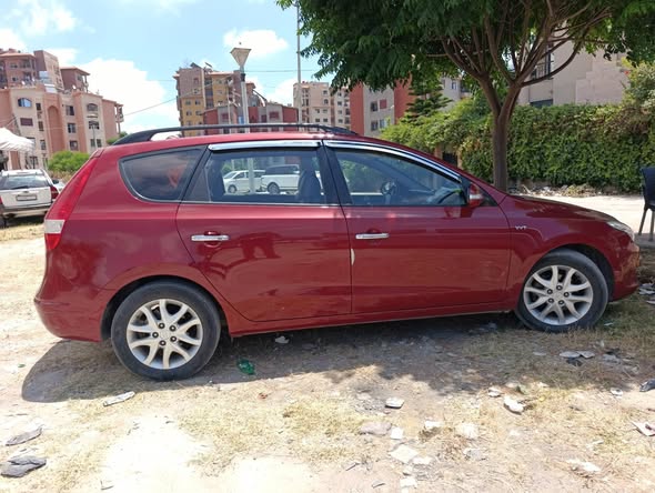 هيونداي i30 2009 - صورة 2