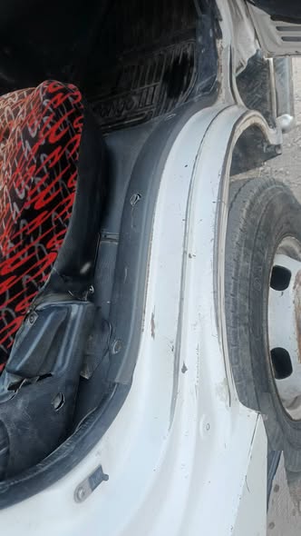 كيا كيا 4000 2006 - صورة 3