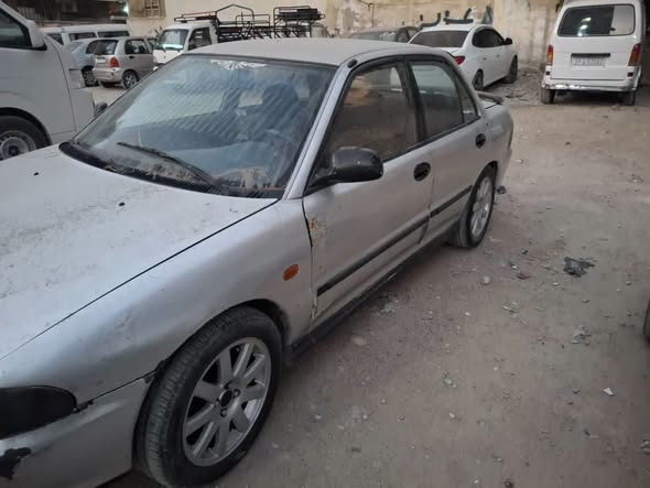 مستوبيشي لانسر 1993 - صورة 5