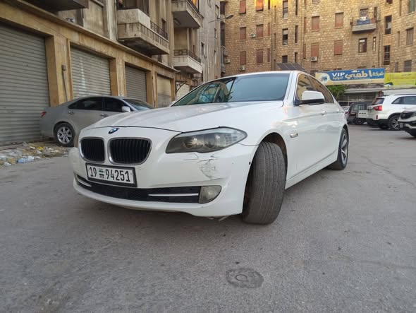 بي إم دبليو 523 2011 - صورة 2