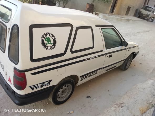 سكودا بيك أب 1998 - صورة 2