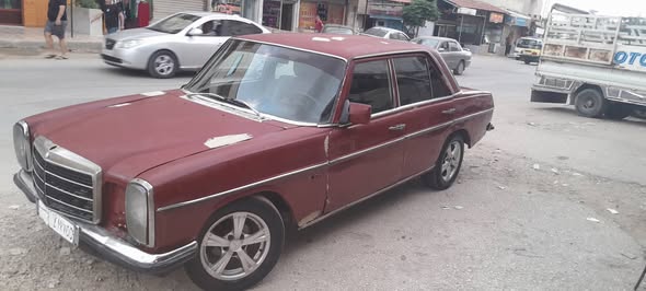 مارسيدس 200 1976 - صورة 2
