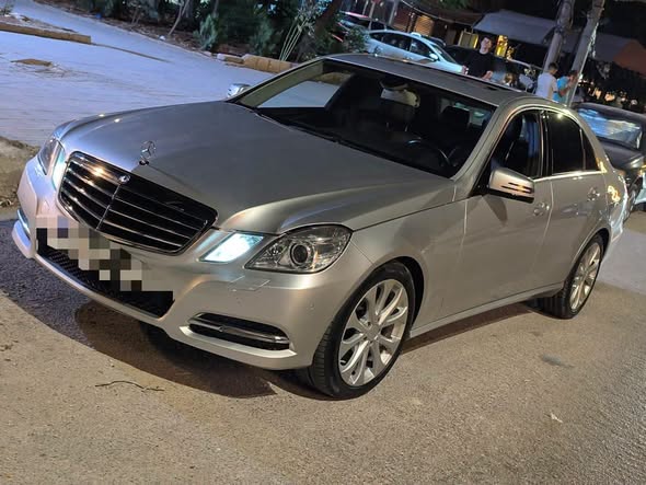 مرسيدس E220 2011 - صورة 1