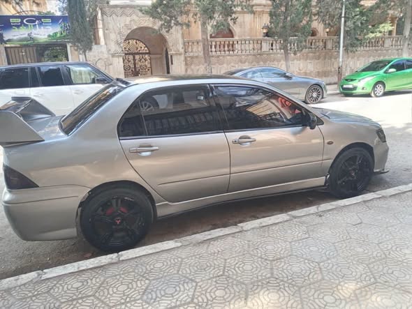 ميتسوبيشي لانسر 2006 - صورة 2