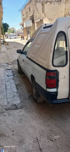 سكودا Pickup 1997 - صورة 5