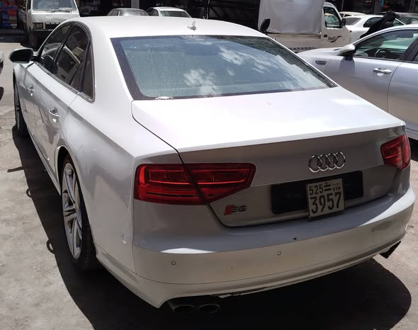 أودي S8 2013 - صورة 3