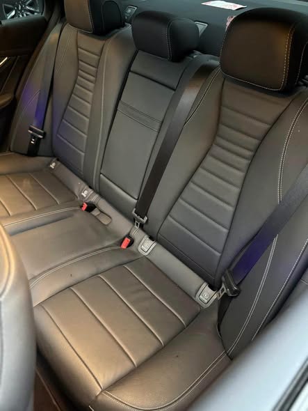 مرسيدس E350 2021 - صورة 3
