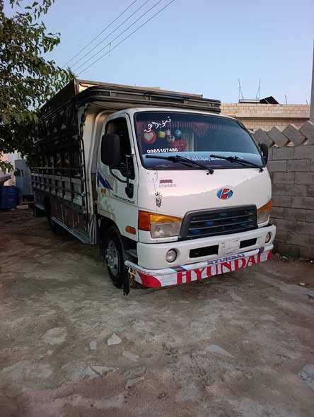هيونداي اتش 100 2002 - صورة 1