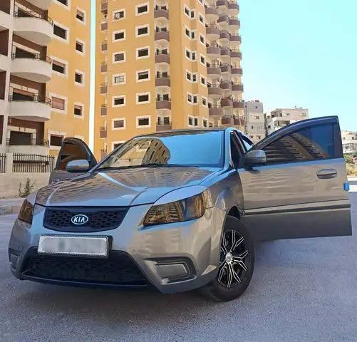 كيا ريو 2011 - صورة 4
